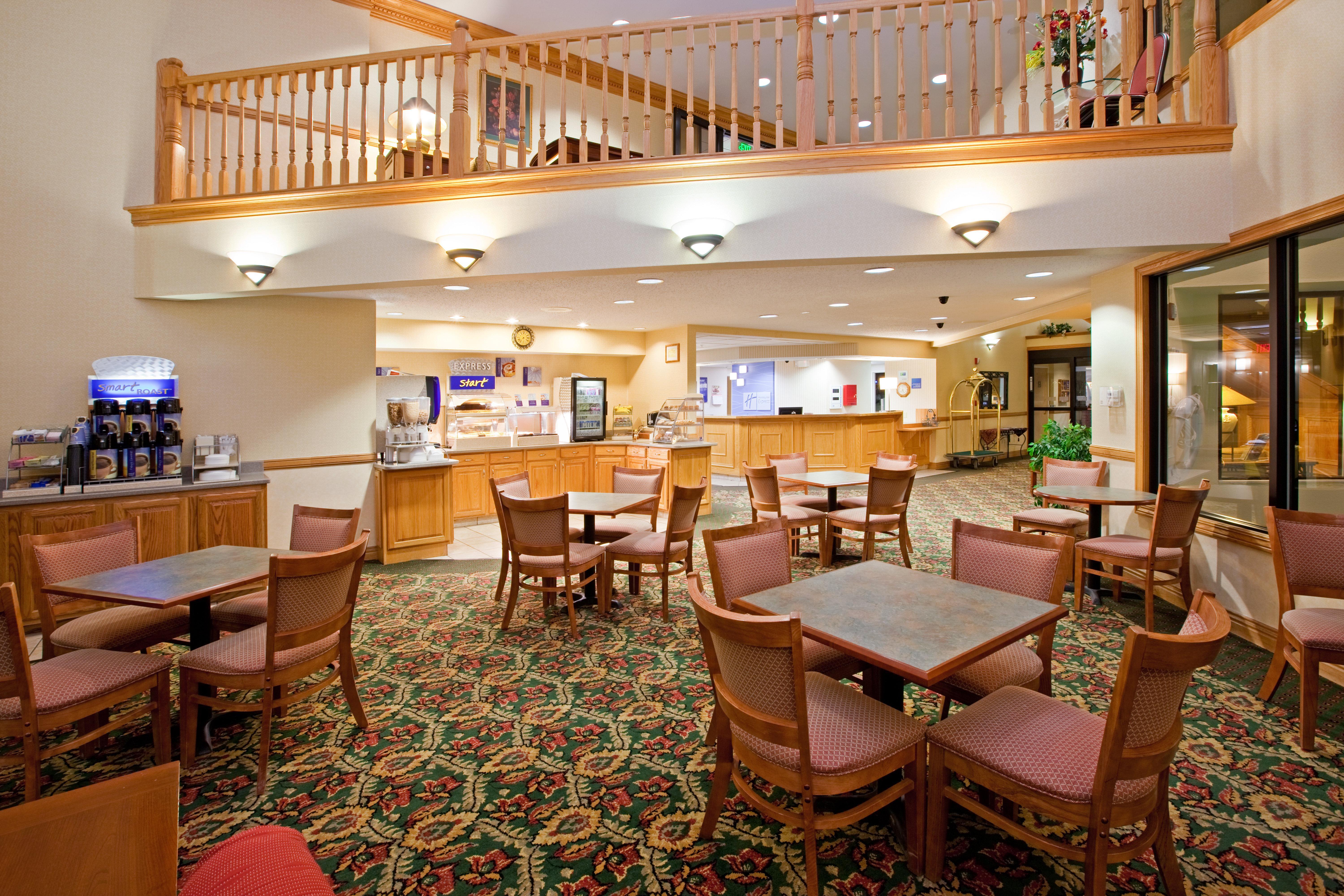 Holiday Inn Express Washington Ristorante foto